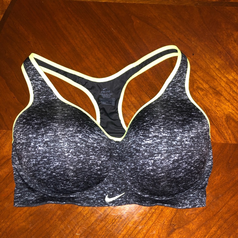 padded sports bra